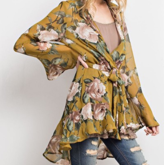 Easel Boutique Ruffled Sheer Floral Summer Kimono - Picture 2 of 4